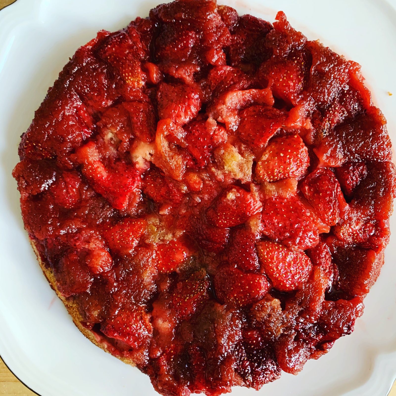 TasteGurus recipe image for Strawberry Upside-Down Cake